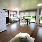 A Broula Casa Con Piscina Cangas do Morrazo