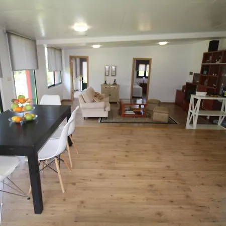 A Broula Casa Con Piscina