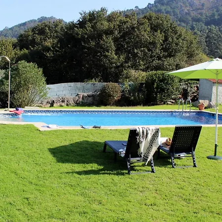 Holiday home A Broula Casa Con Piscina Cangas do Morrazo