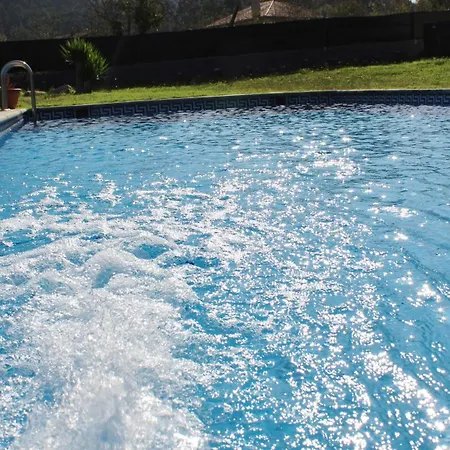 A Broula Casa Con Piscina