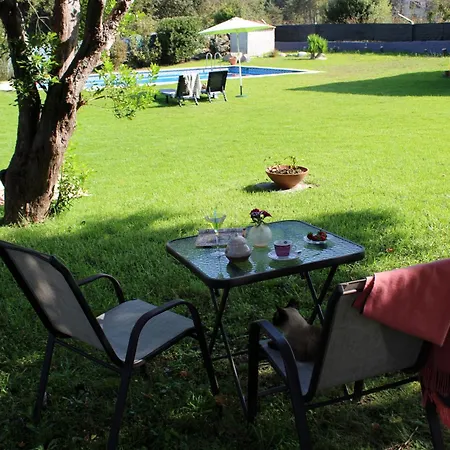 A Broula Casa Con Piscina Holiday home Cangas do Morrazo