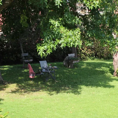 A Broula Casa Con Piscina Holiday home Cangas do Morrazo